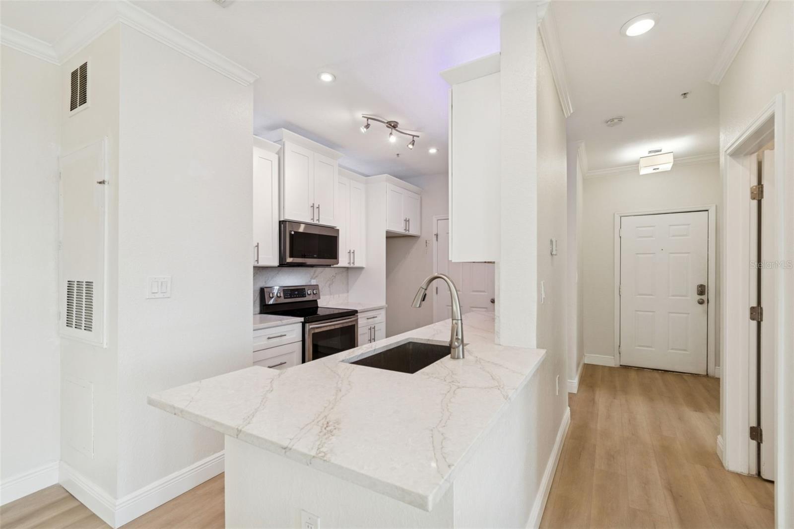 CULBREATH KEY BAYSIDE CONDO - Residential Lease