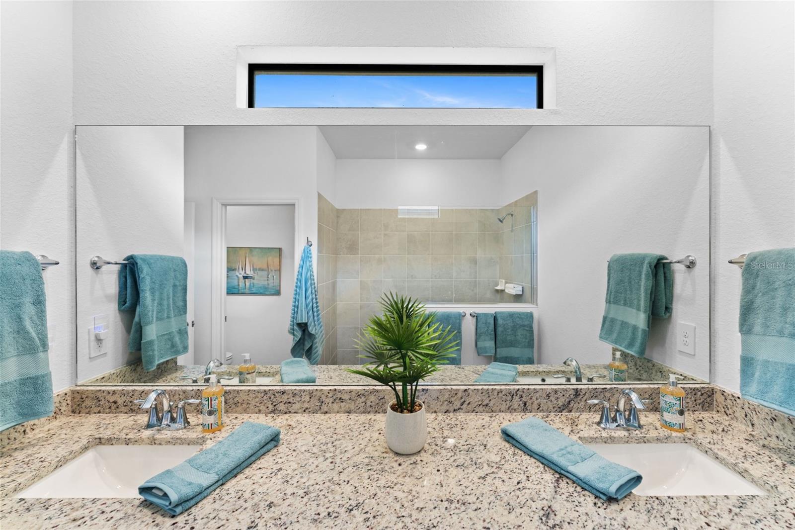 BISCAYNE LNDG NORTH - Residential