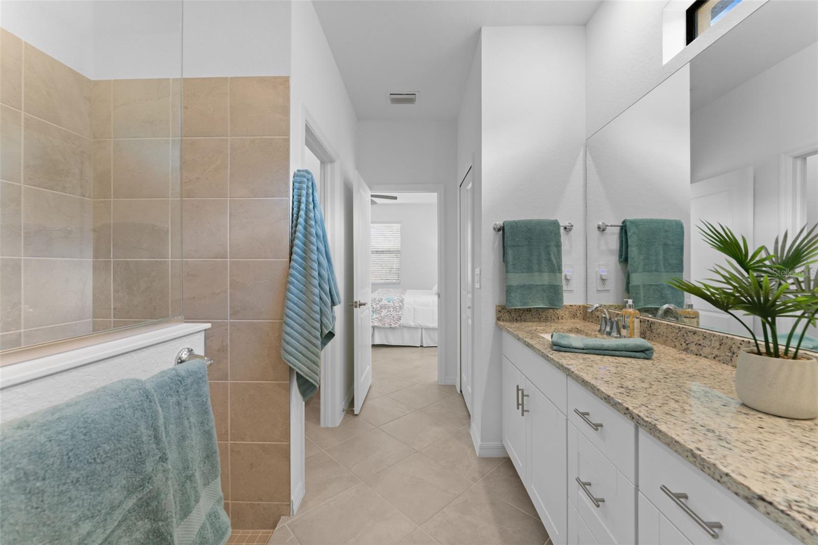 BISCAYNE LNDG NORTH - Residential