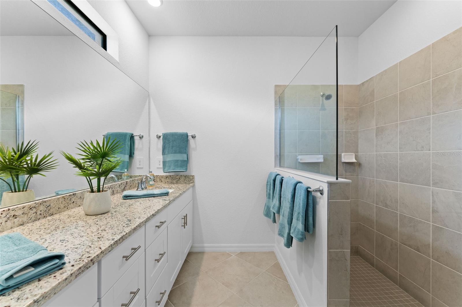 BISCAYNE LNDG NORTH - Residential