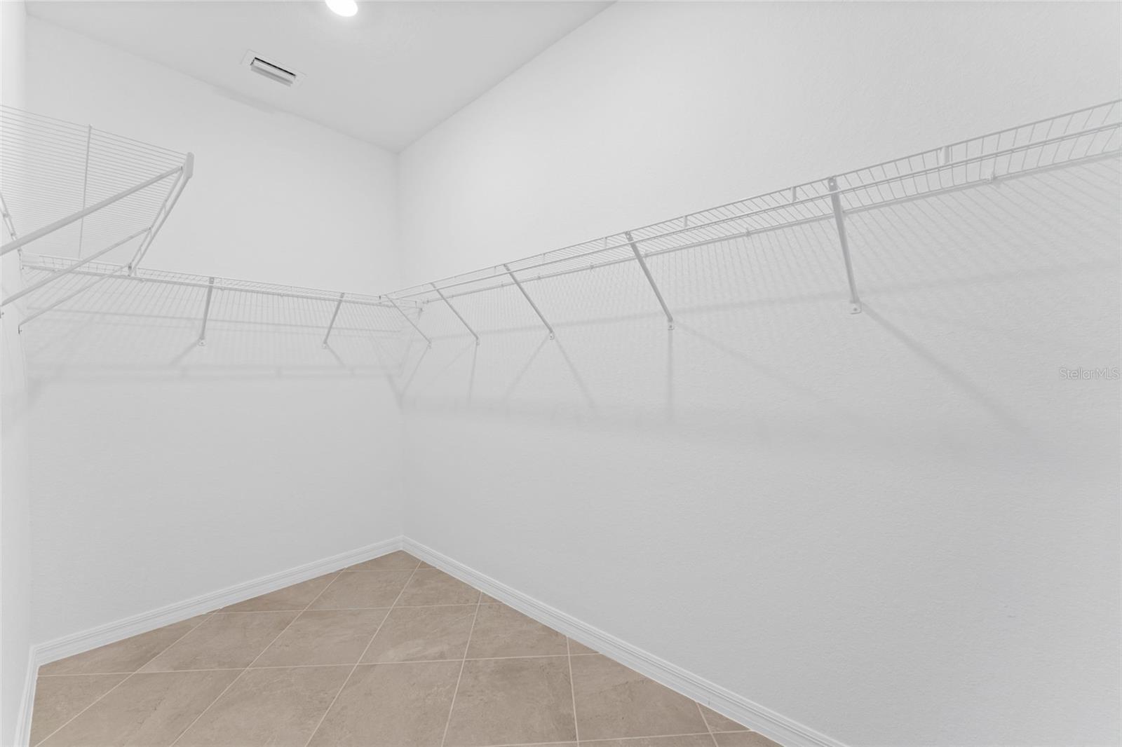 BISCAYNE LNDG NORTH - Residential