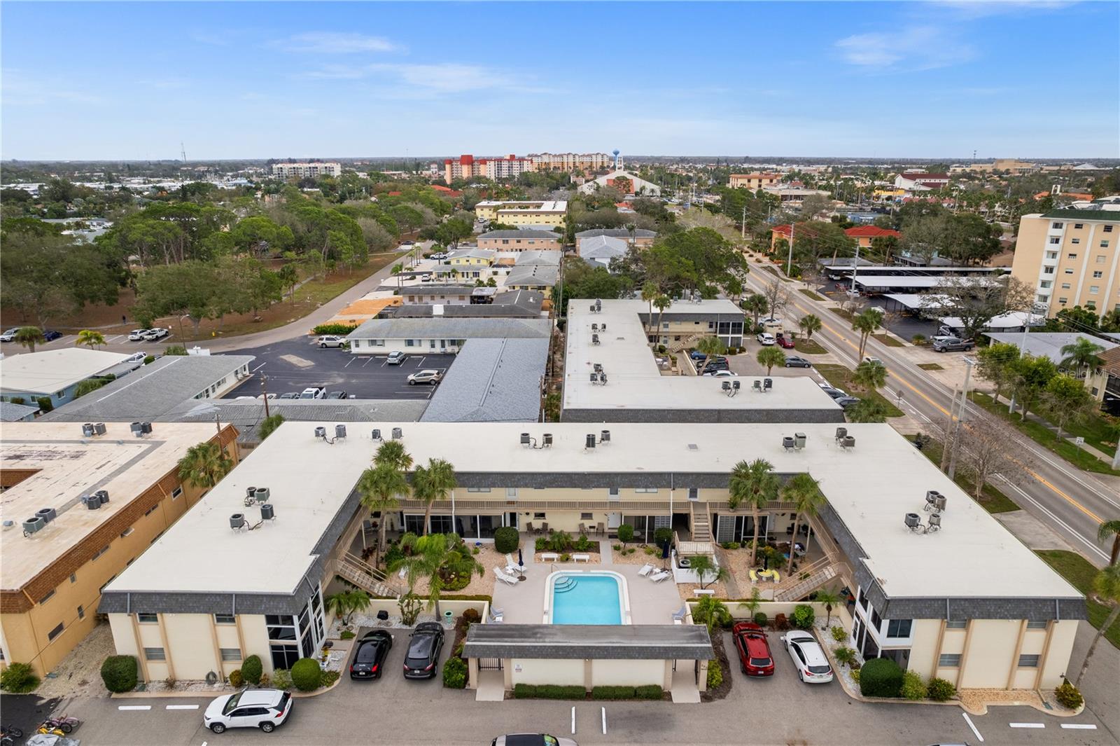 528 BARCELONA AVENUE 114