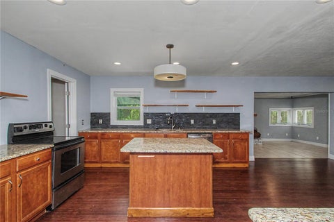 Tiny photo for 1916 SE 14th Avenue, Ocala, FL 34471 (MLS # OM728874)