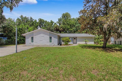 Tiny photo for 1916 SE 14th Avenue, Ocala, FL 34471 (MLS # OM728874)