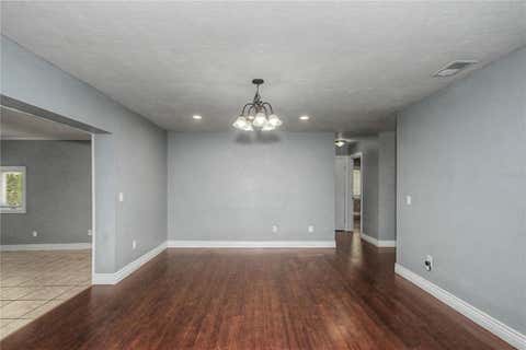 Tiny photo for 1916 SE 14th Avenue, Ocala, FL 34471 (MLS # OM728874)