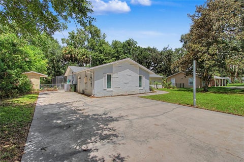 Tiny photo for 1916 SE 14th Avenue, Ocala, FL 34471 (MLS # OM728874)
