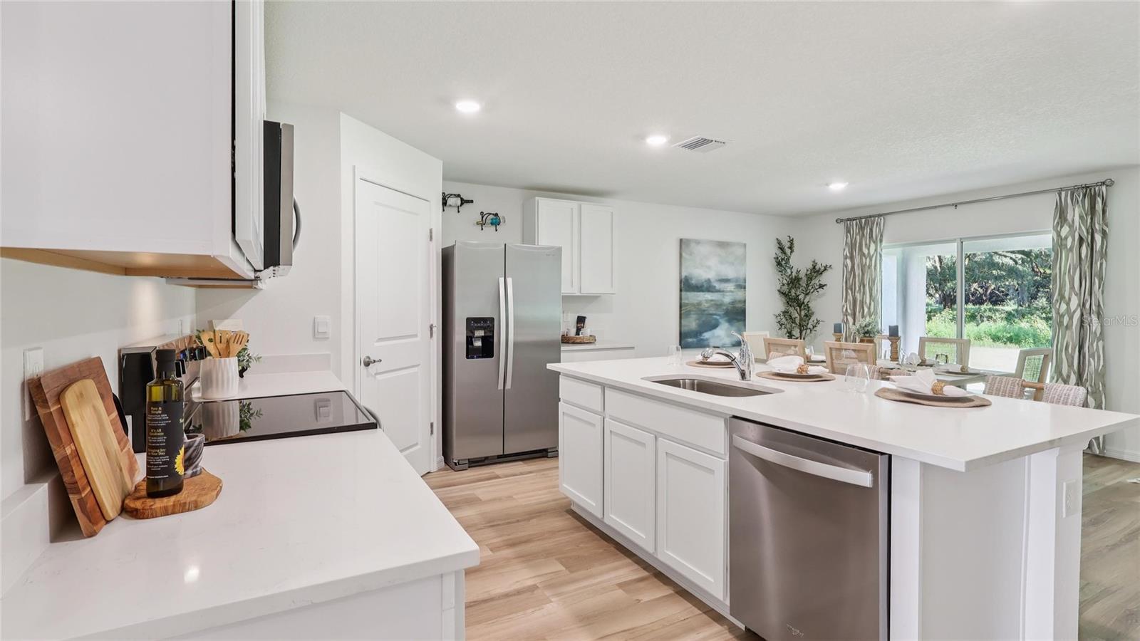 MARION OAKS - Residential