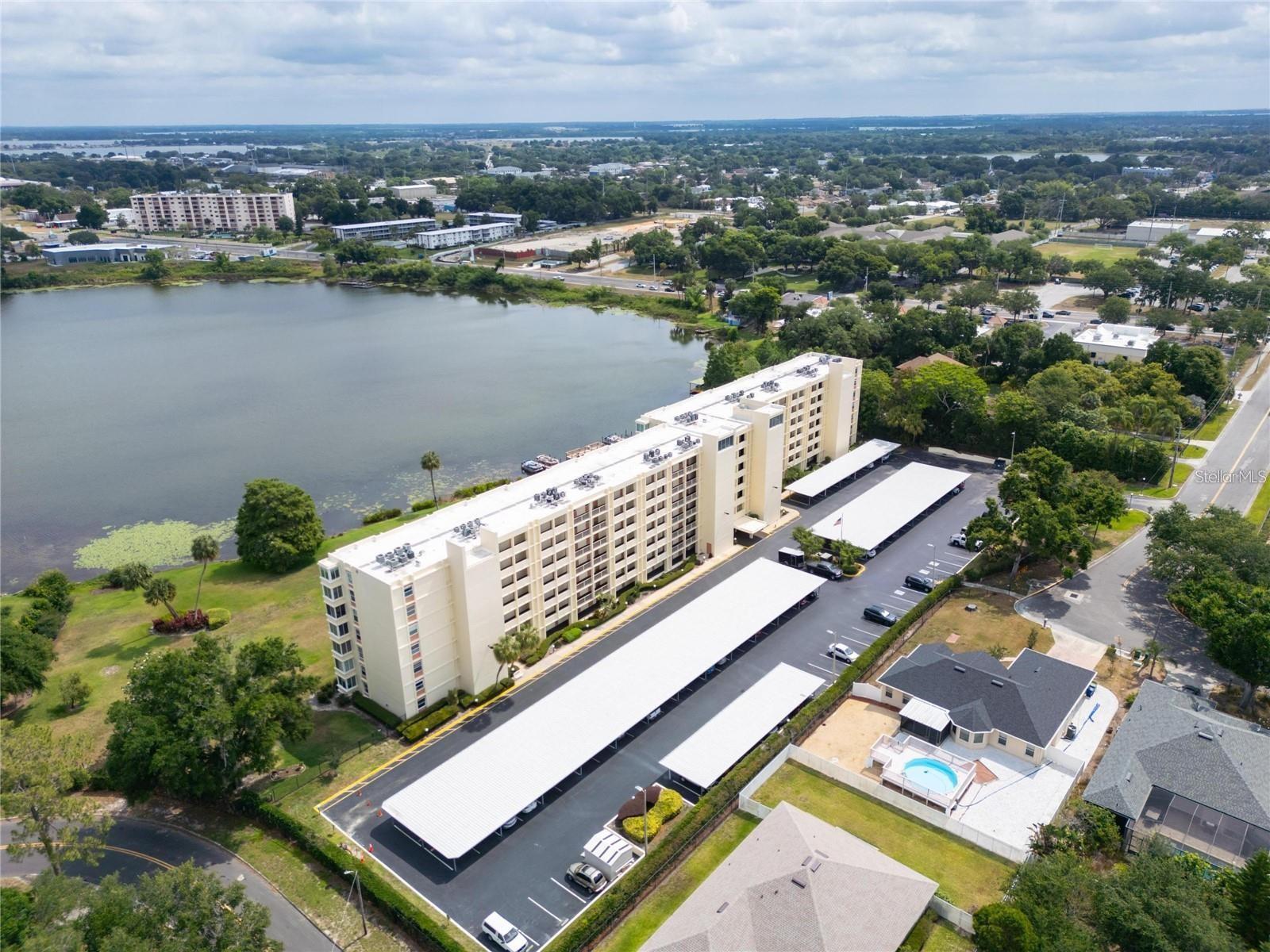 SPRING LAKE TOWERS - Residential