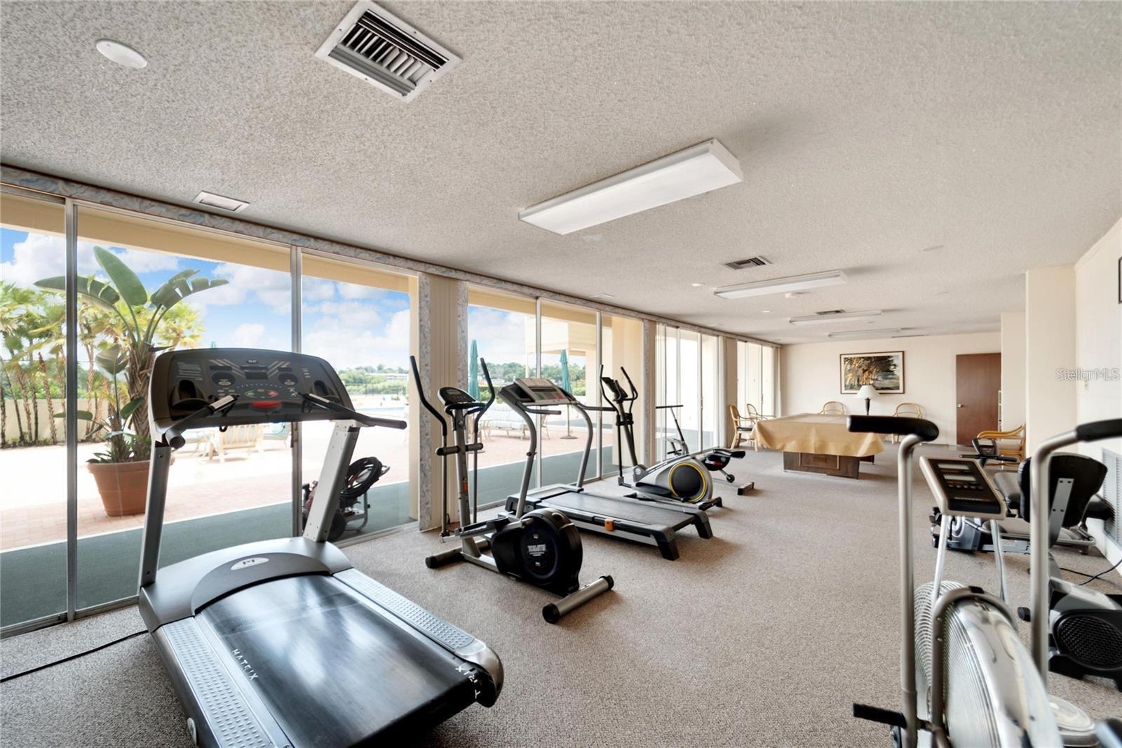 SPRING LAKE TOWERS - Residential