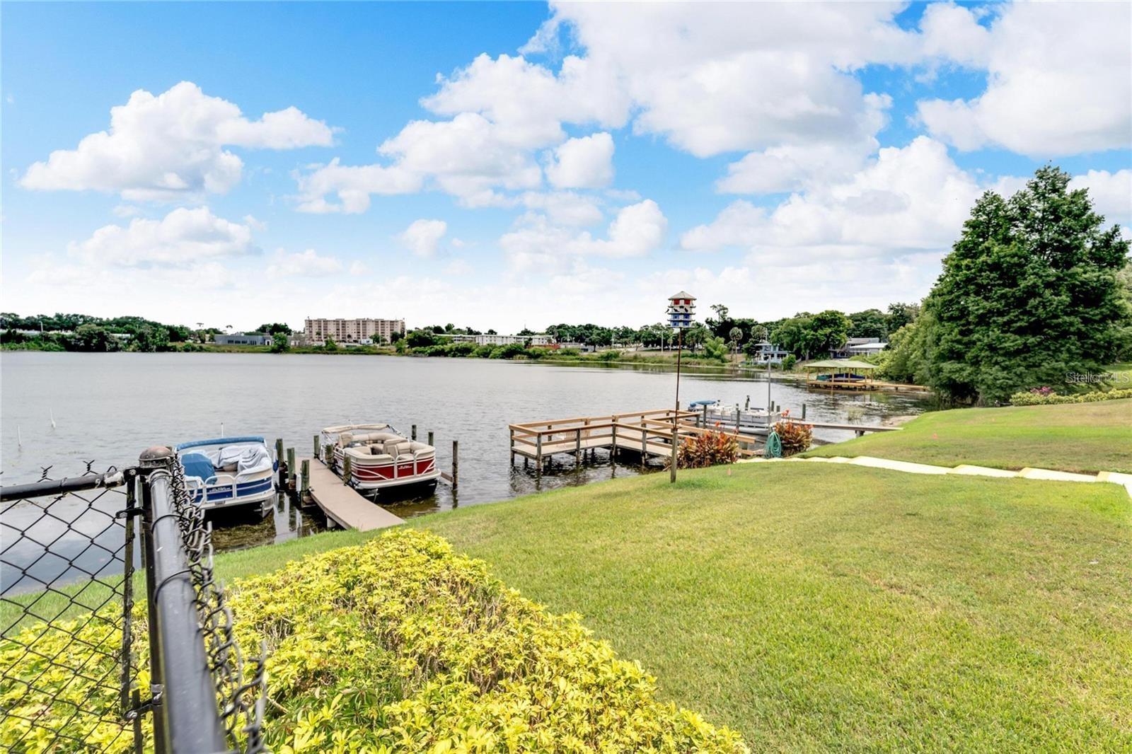 SPRING LAKE TOWERS - Residential