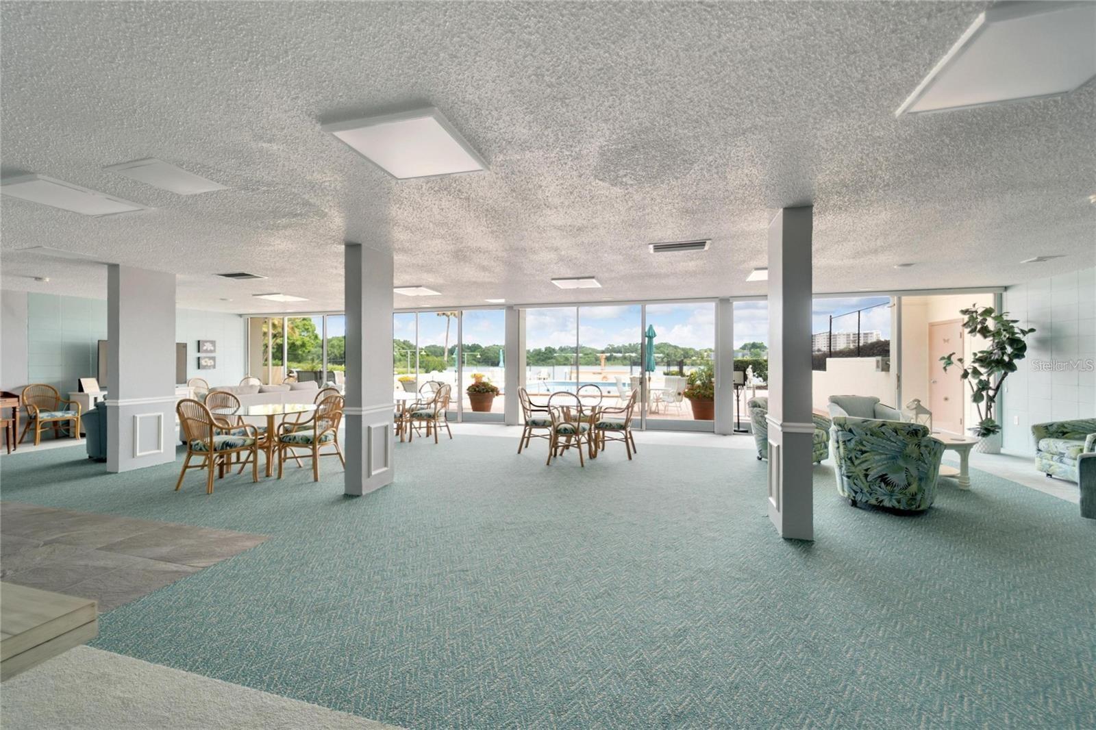 SPRING LAKE TOWERS - Residential