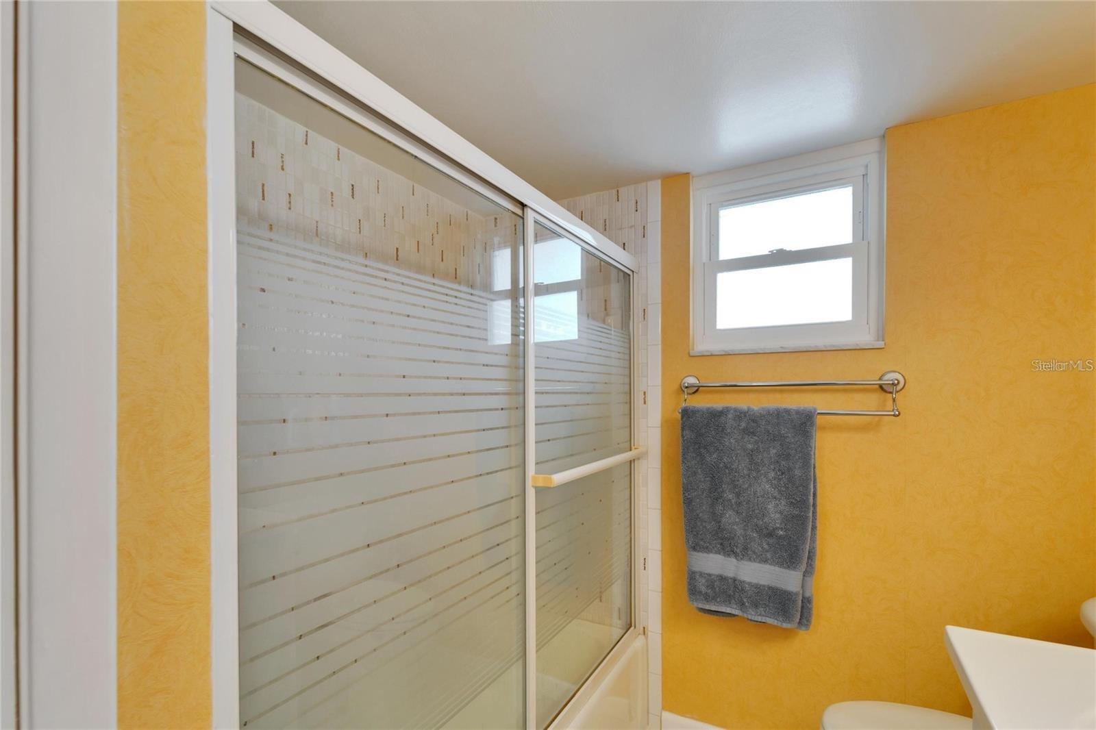 SPRING LAKE TOWERS - Residential