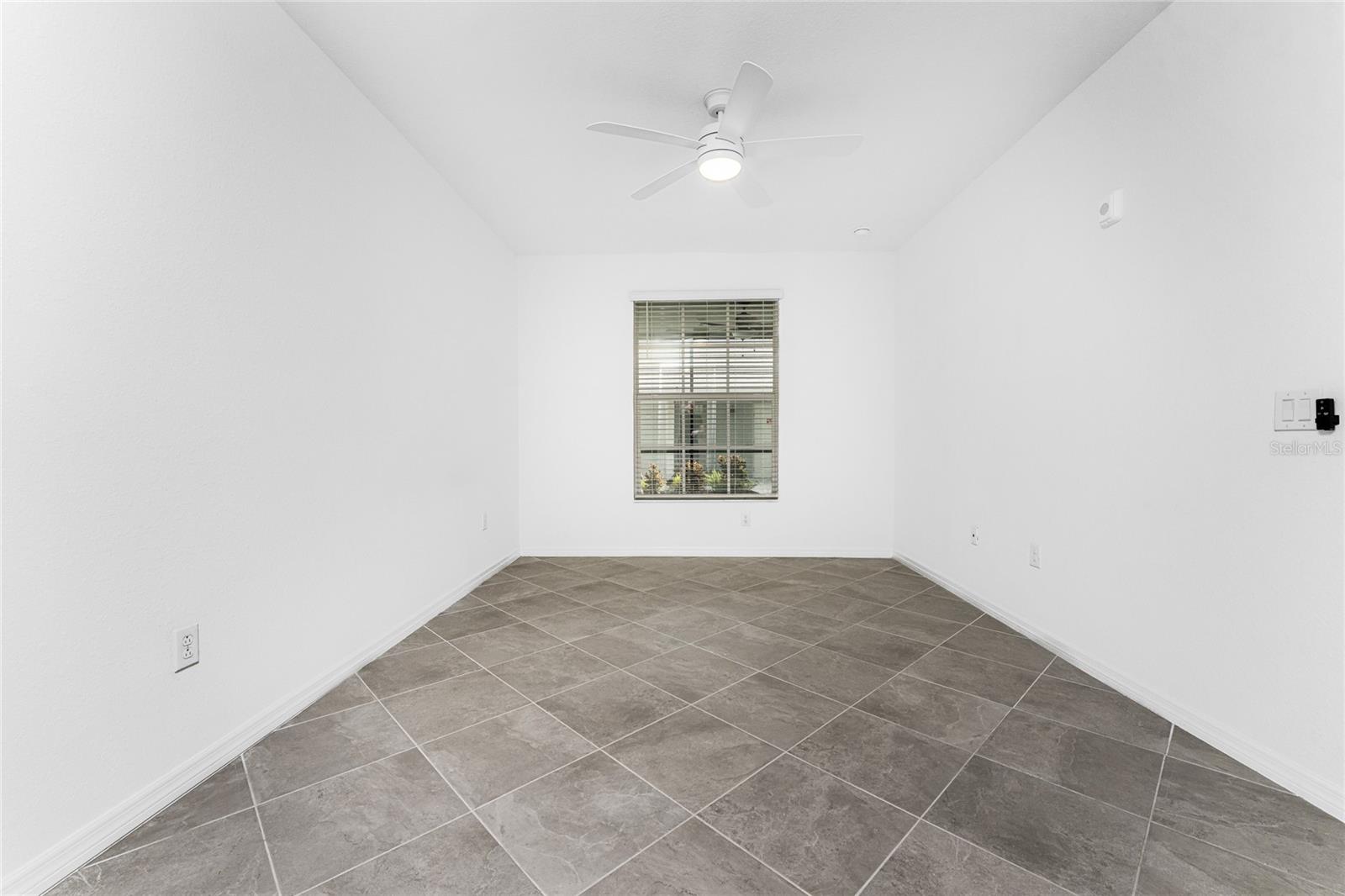 WELLEN PARK GOLF AND COUNTRY CLUB - Residential