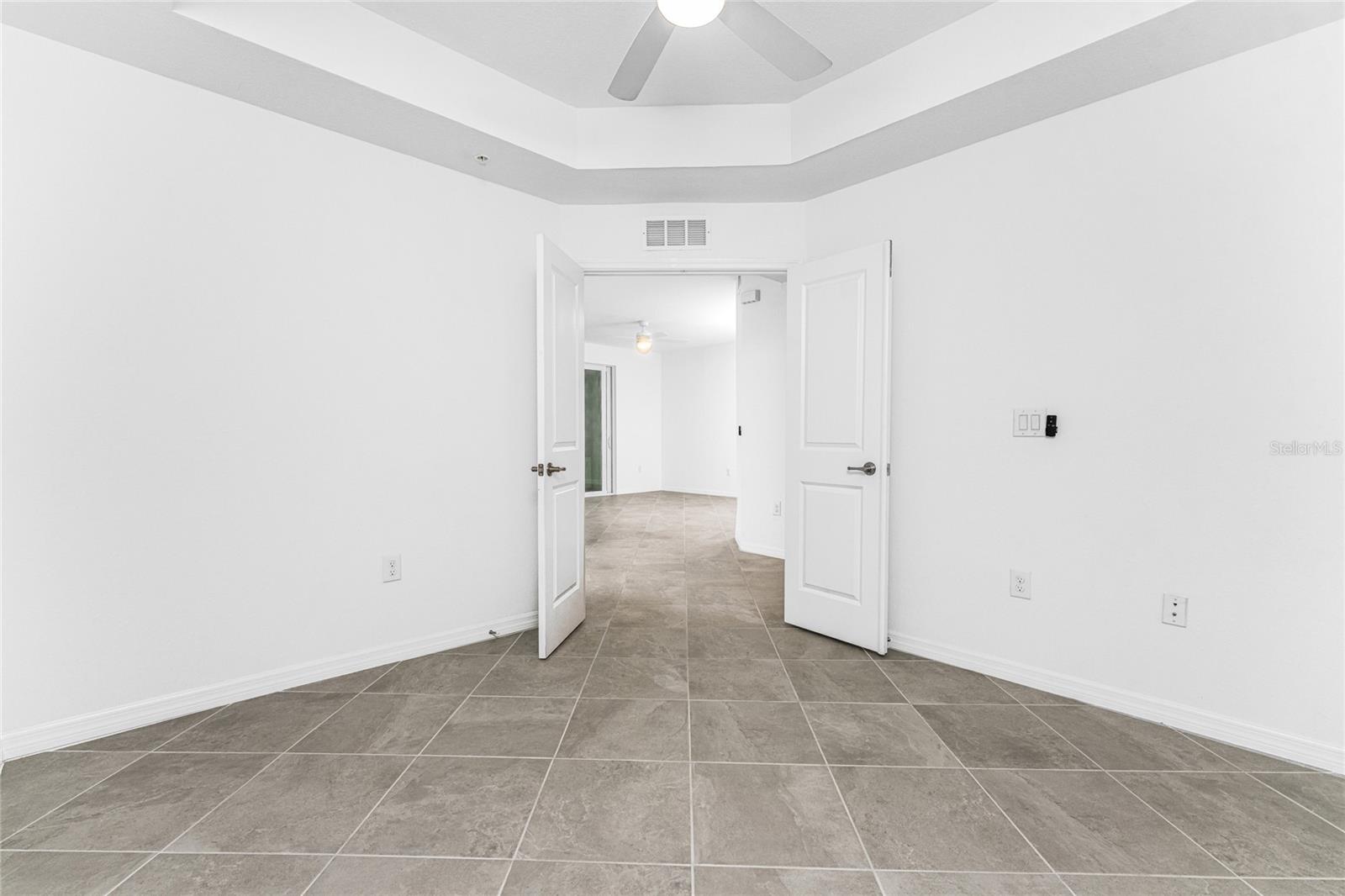 WELLEN PARK GOLF AND COUNTRY CLUB - Residential