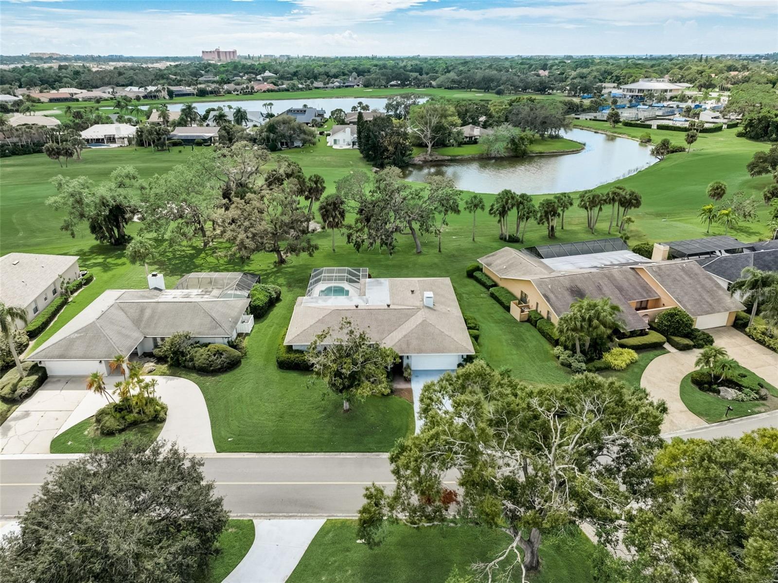 COUNTRY CLUB OF SARASOTA THE - Residential