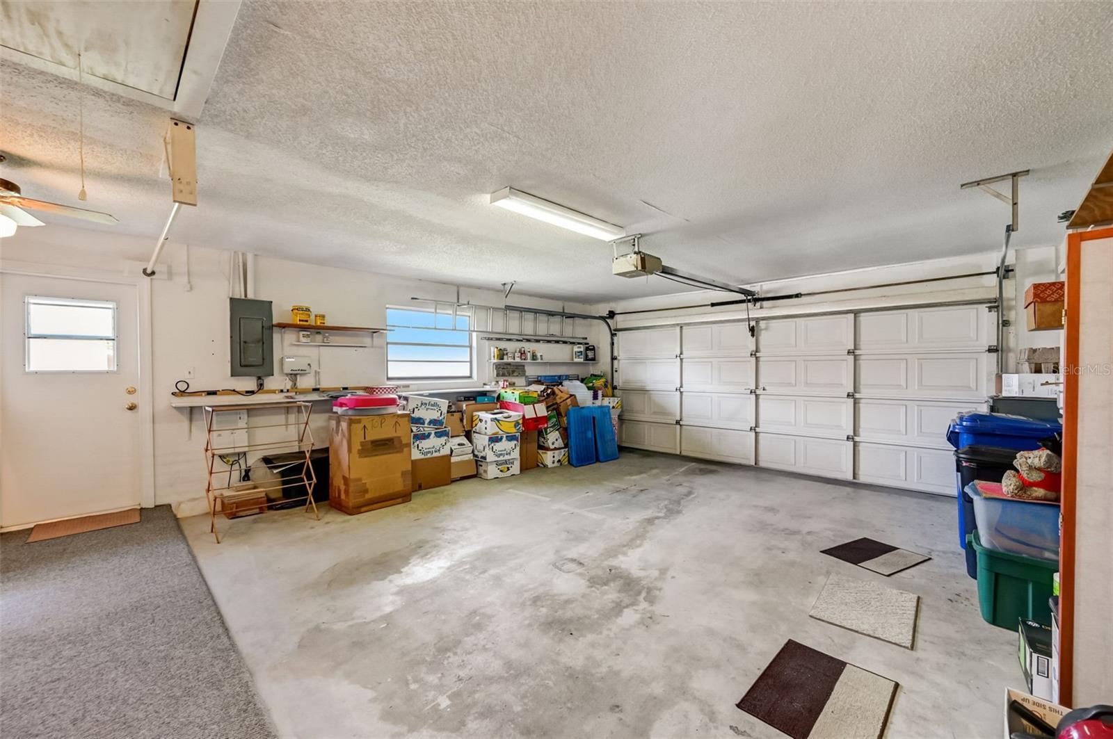 COUNTRY CLUB OF SARASOTA THE - Residential