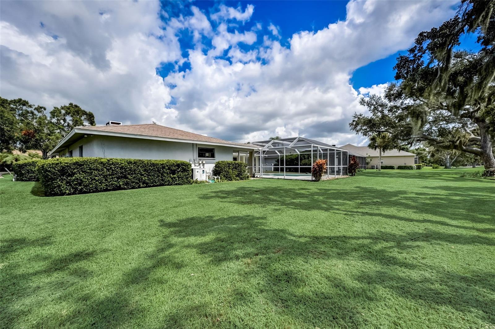 COUNTRY CLUB OF SARASOTA THE - Residential