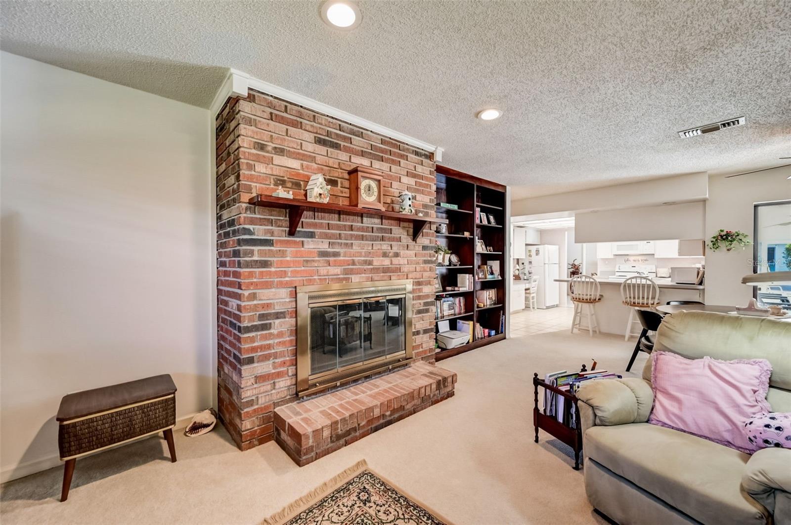 COUNTRY CLUB OF SARASOTA THE - Residential