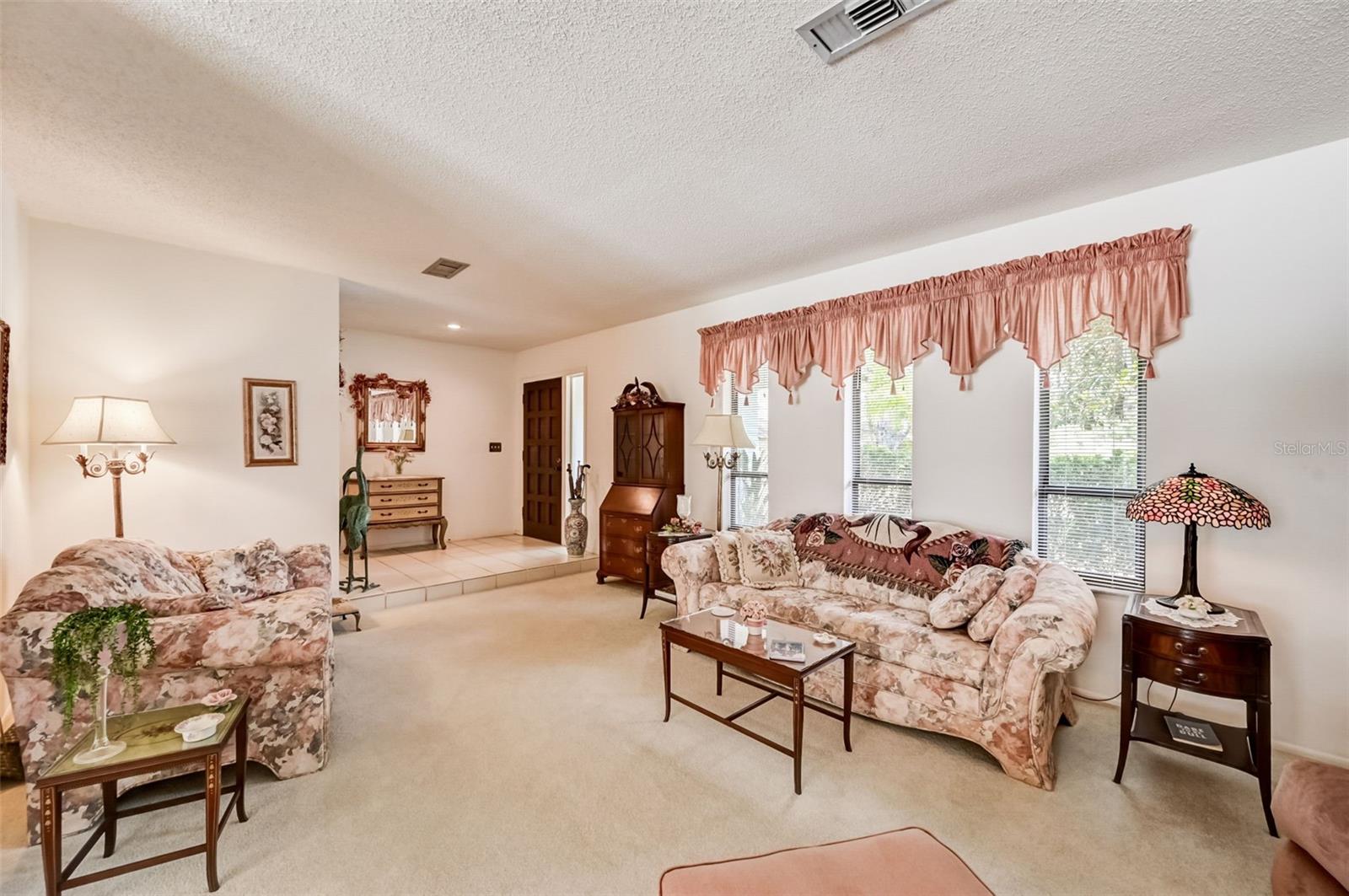 COUNTRY CLUB OF SARASOTA THE - Residential