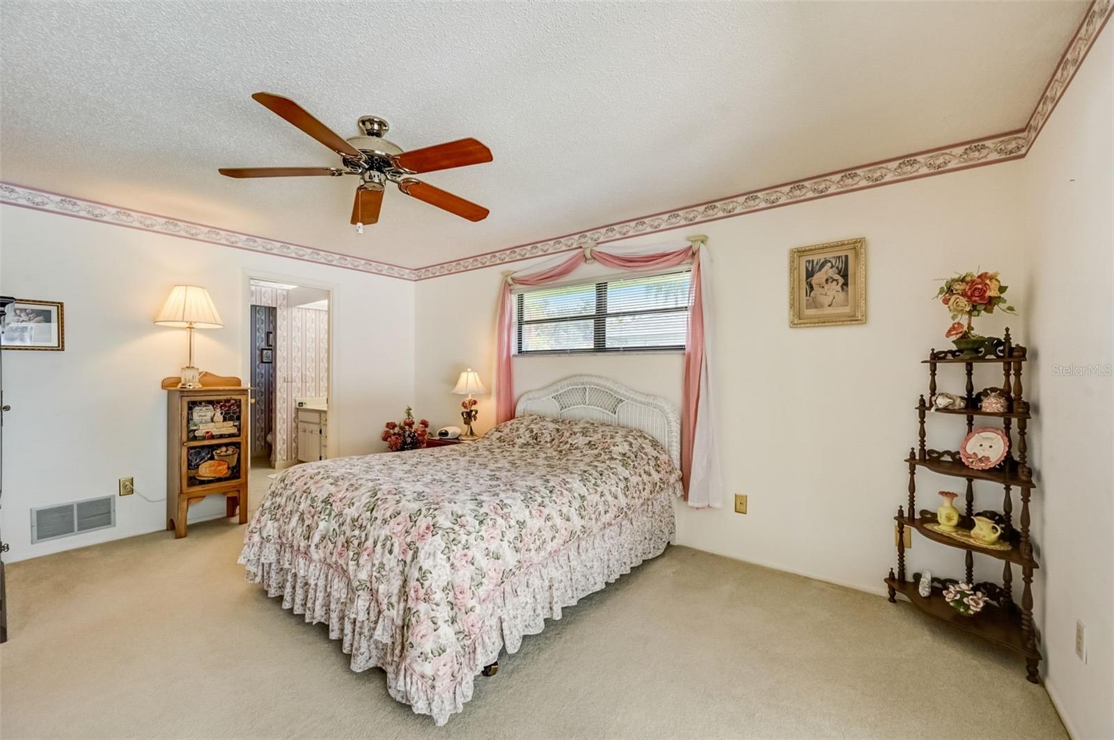 COUNTRY CLUB OF SARASOTA THE - Residential