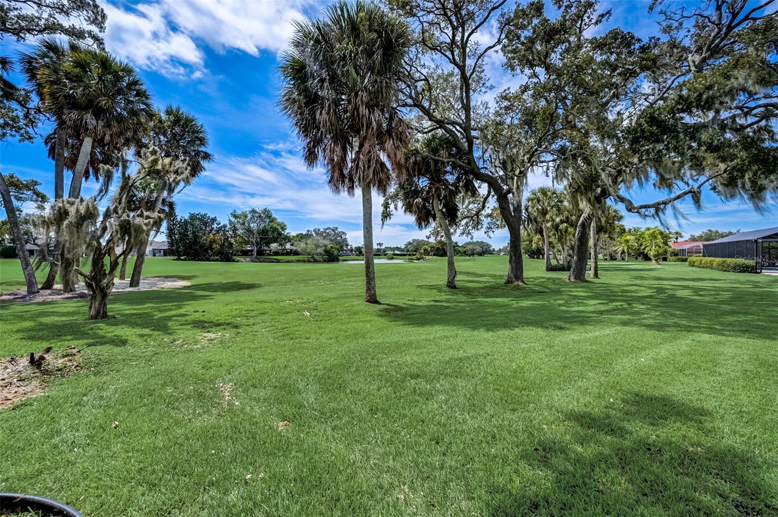 COUNTRY CLUB OF SARASOTA THE - Residential