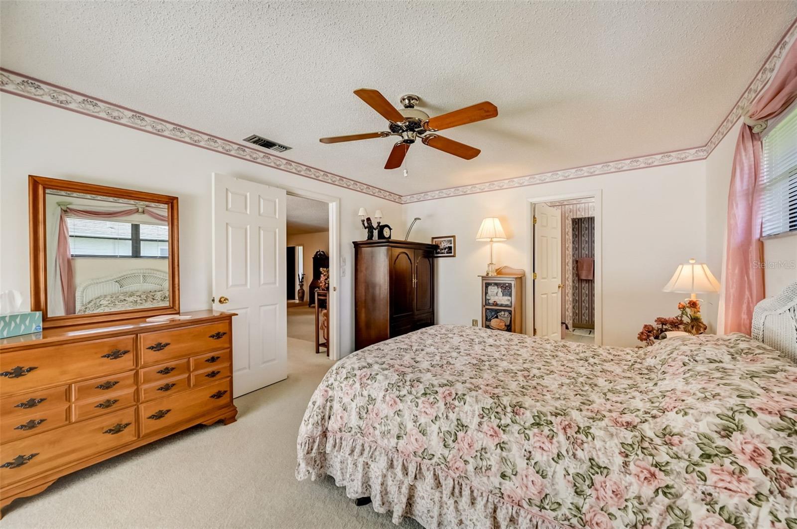 COUNTRY CLUB OF SARASOTA THE - Residential