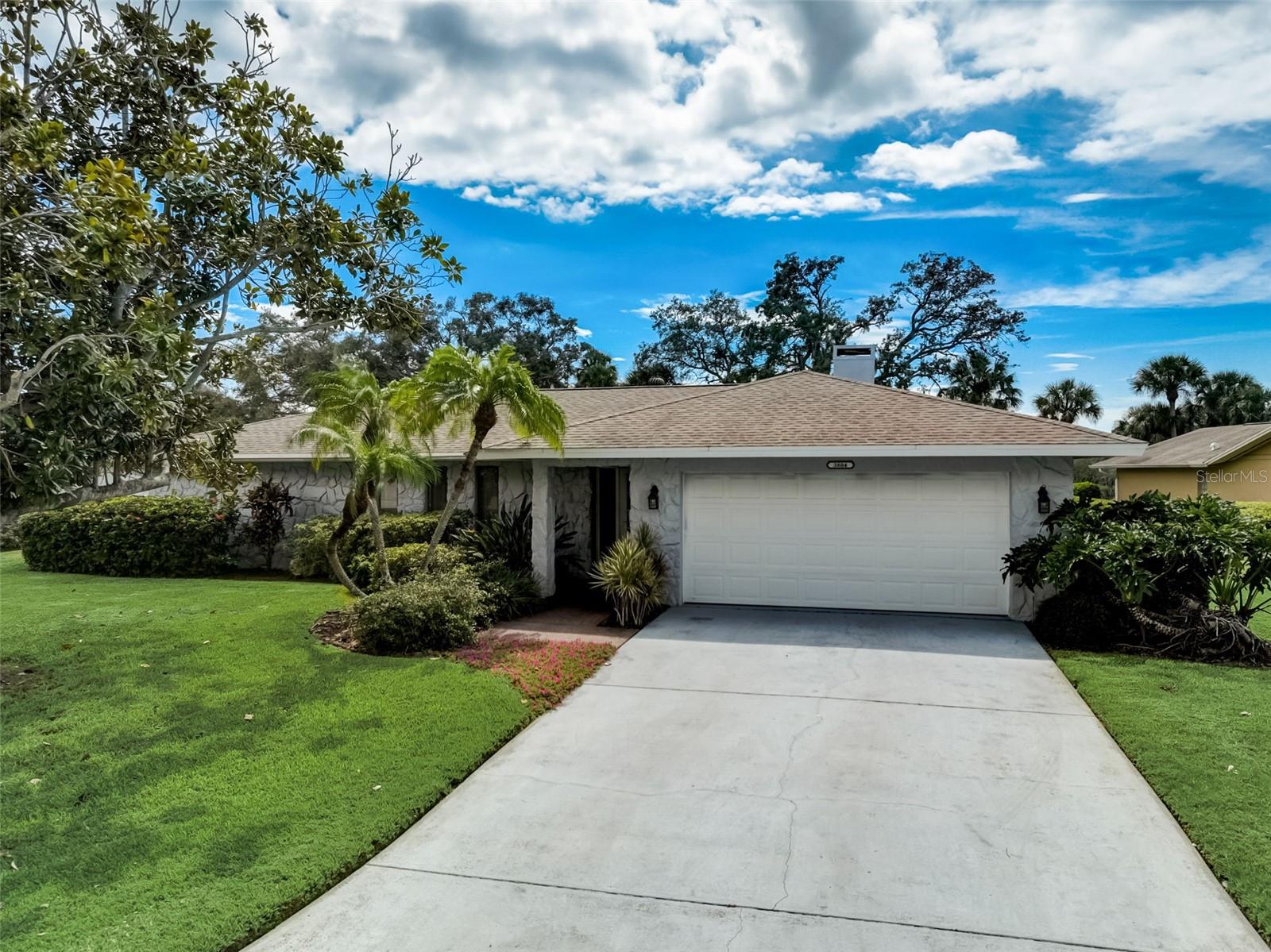 COUNTRY CLUB OF SARASOTA THE - Residential