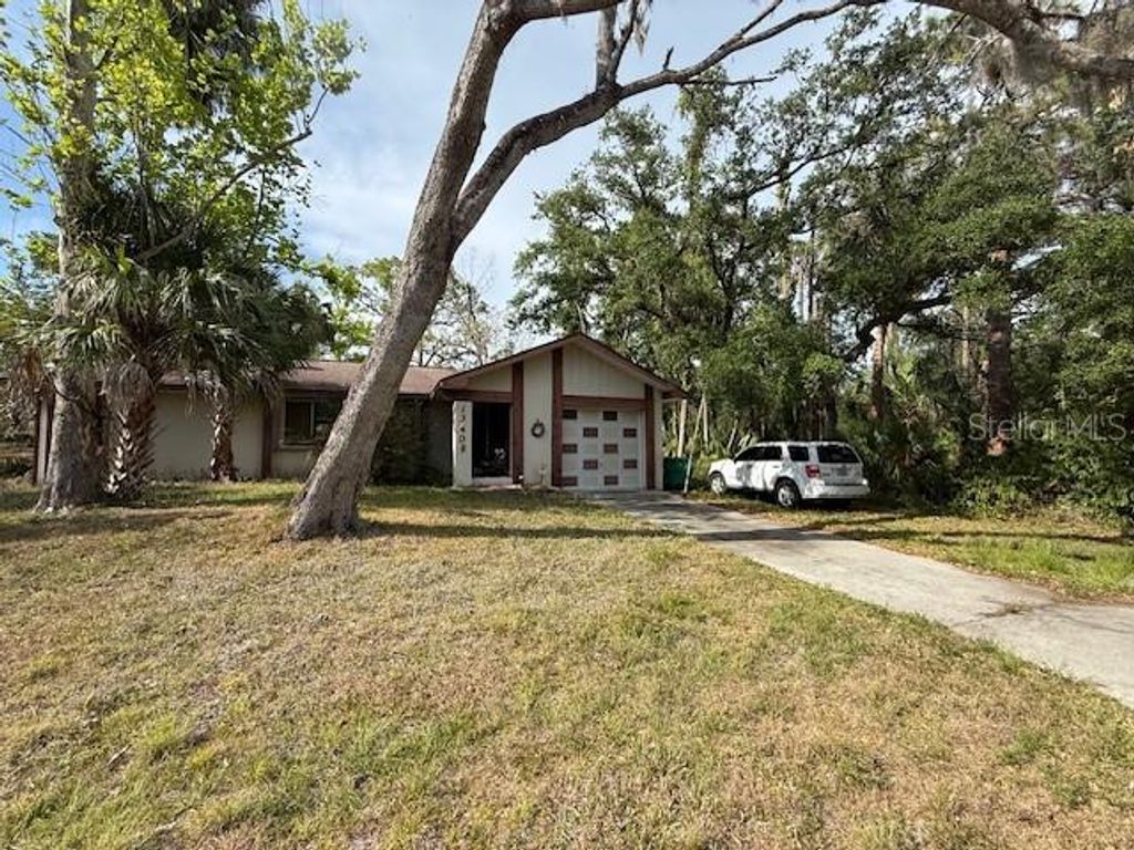 Photo of 13406 Leatherbury Avenue, Port Charlotte, FL 33953 (MLS # A4651306)