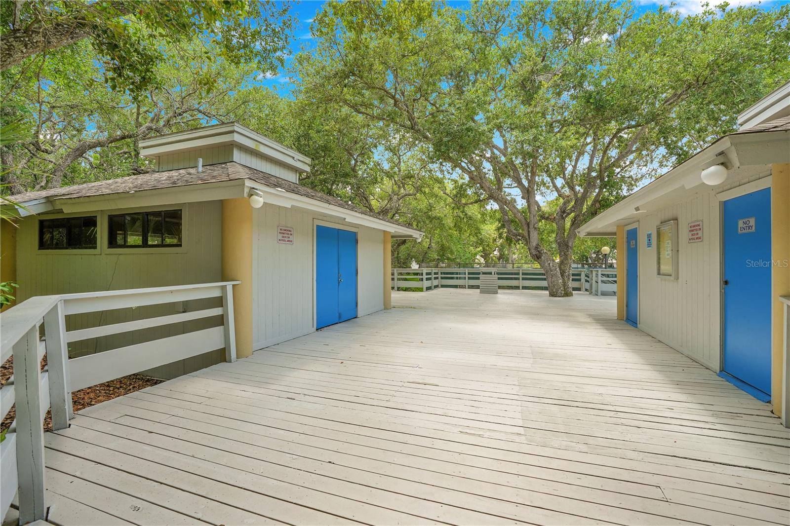 SEA WOODS CONDO PH 01 & 02 - Residential