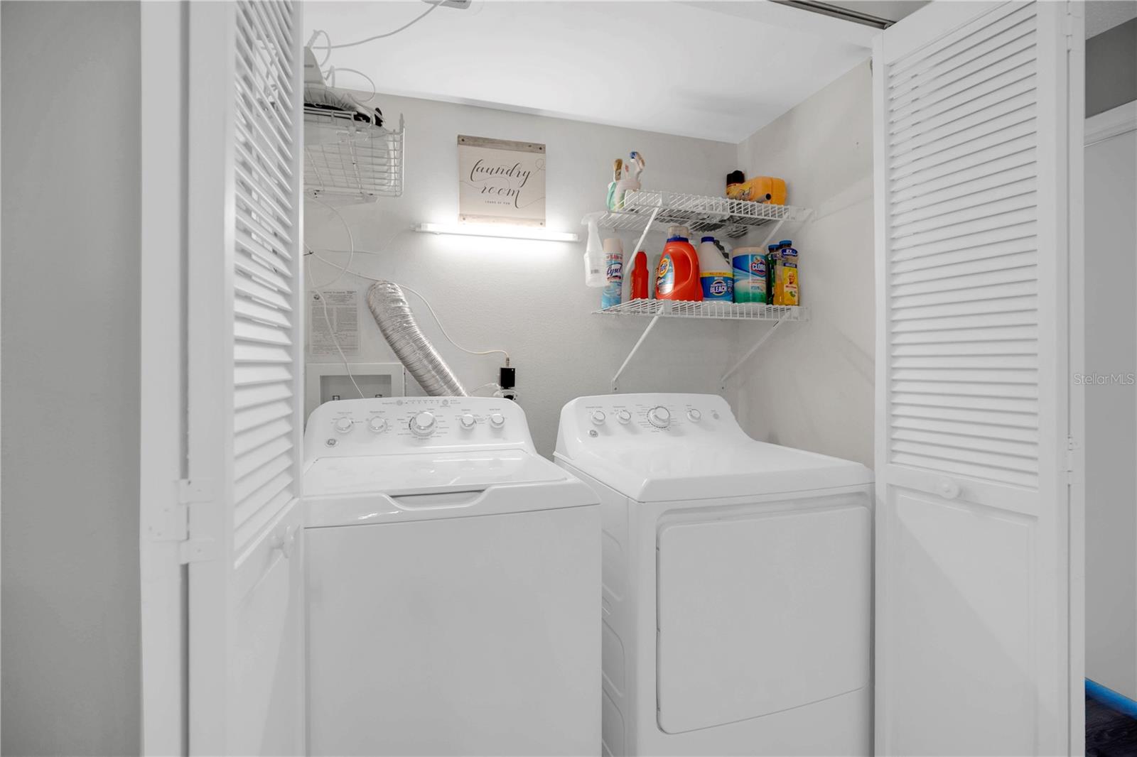 SEA WOODS CONDO PH 01 & 02 - Residential