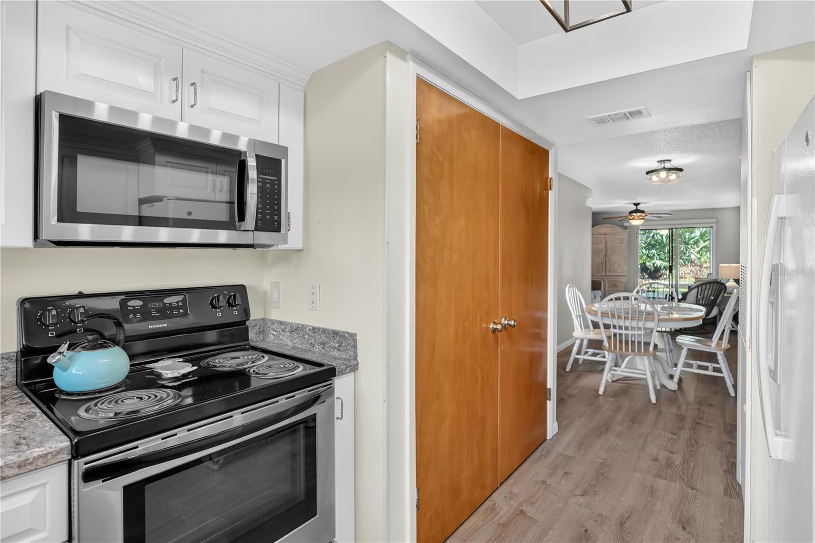 SEA WOODS CONDO PH 01 & 02 - Residential