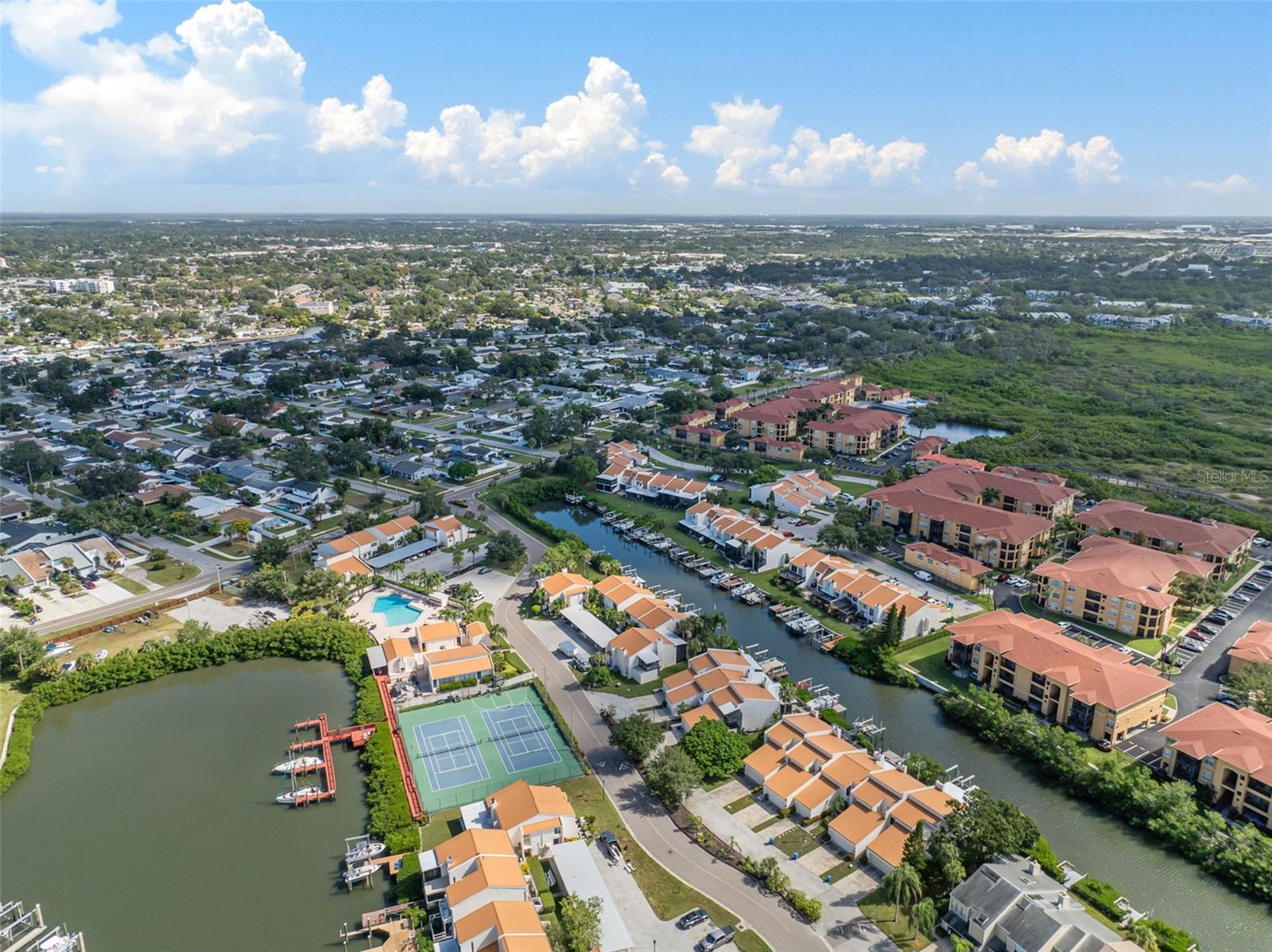 SPINNAKER COVE PH I SEC C BLD - Residential