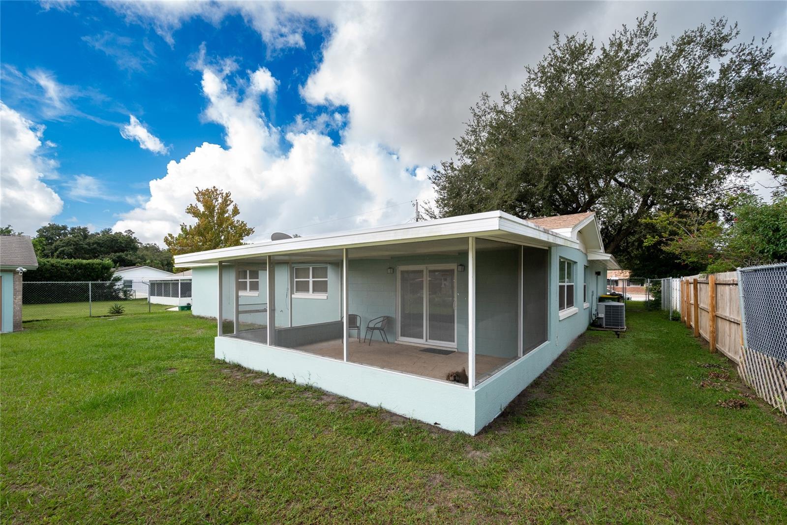 BELLE ISLE ESTATES - Residential