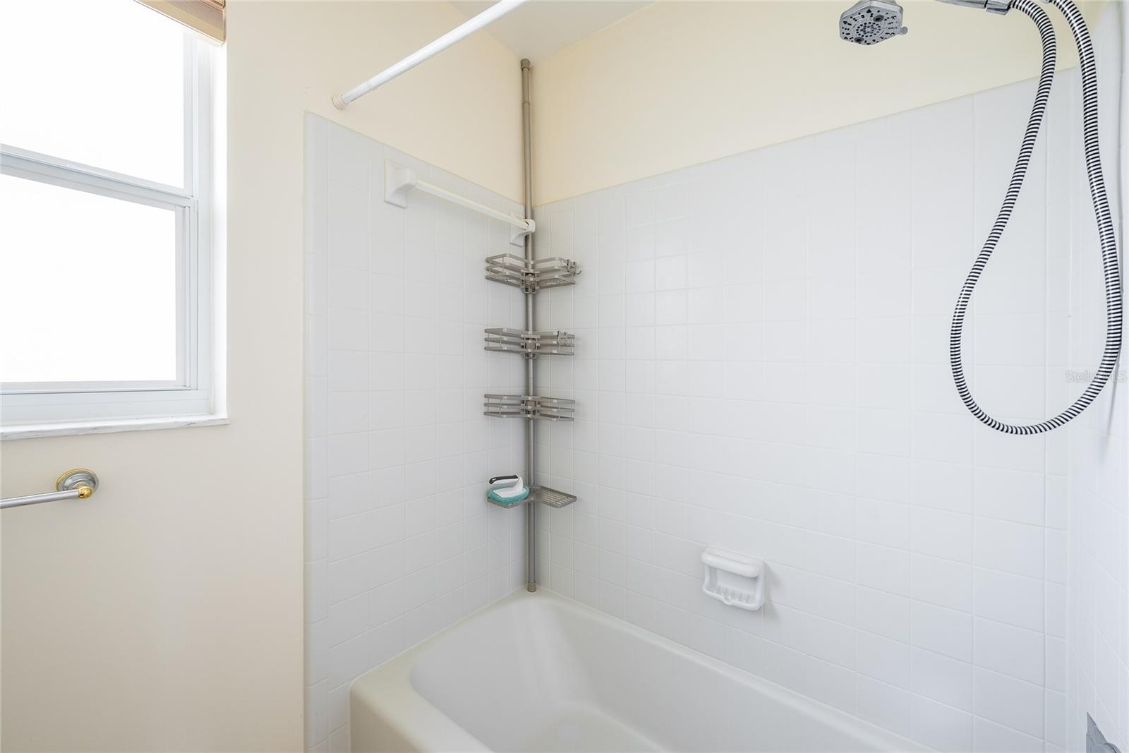 BELLE ISLE ESTATES - Residential