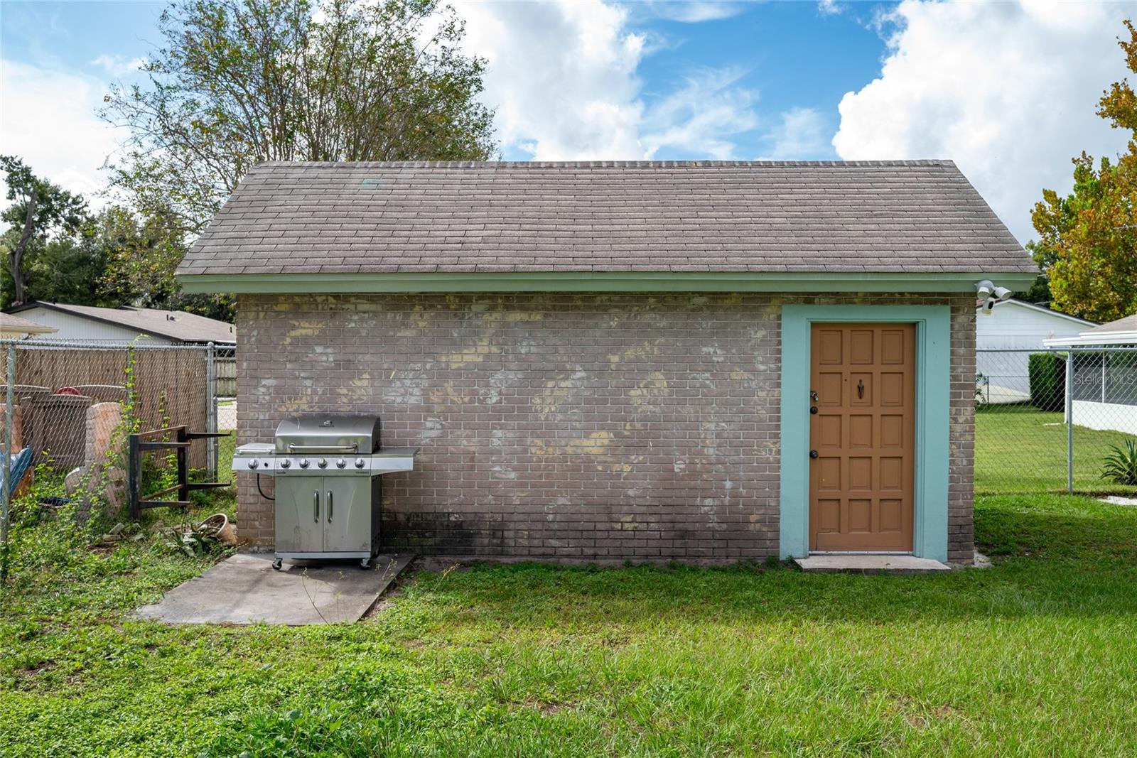 BELLE ISLE ESTATES - Residential