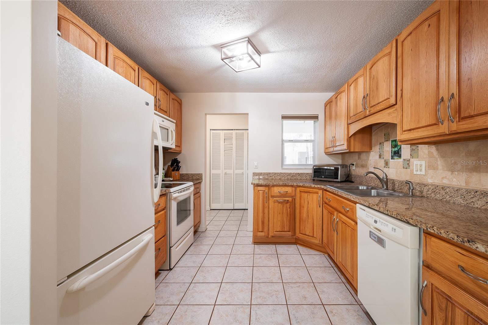 BELLE ISLE ESTATES - Residential