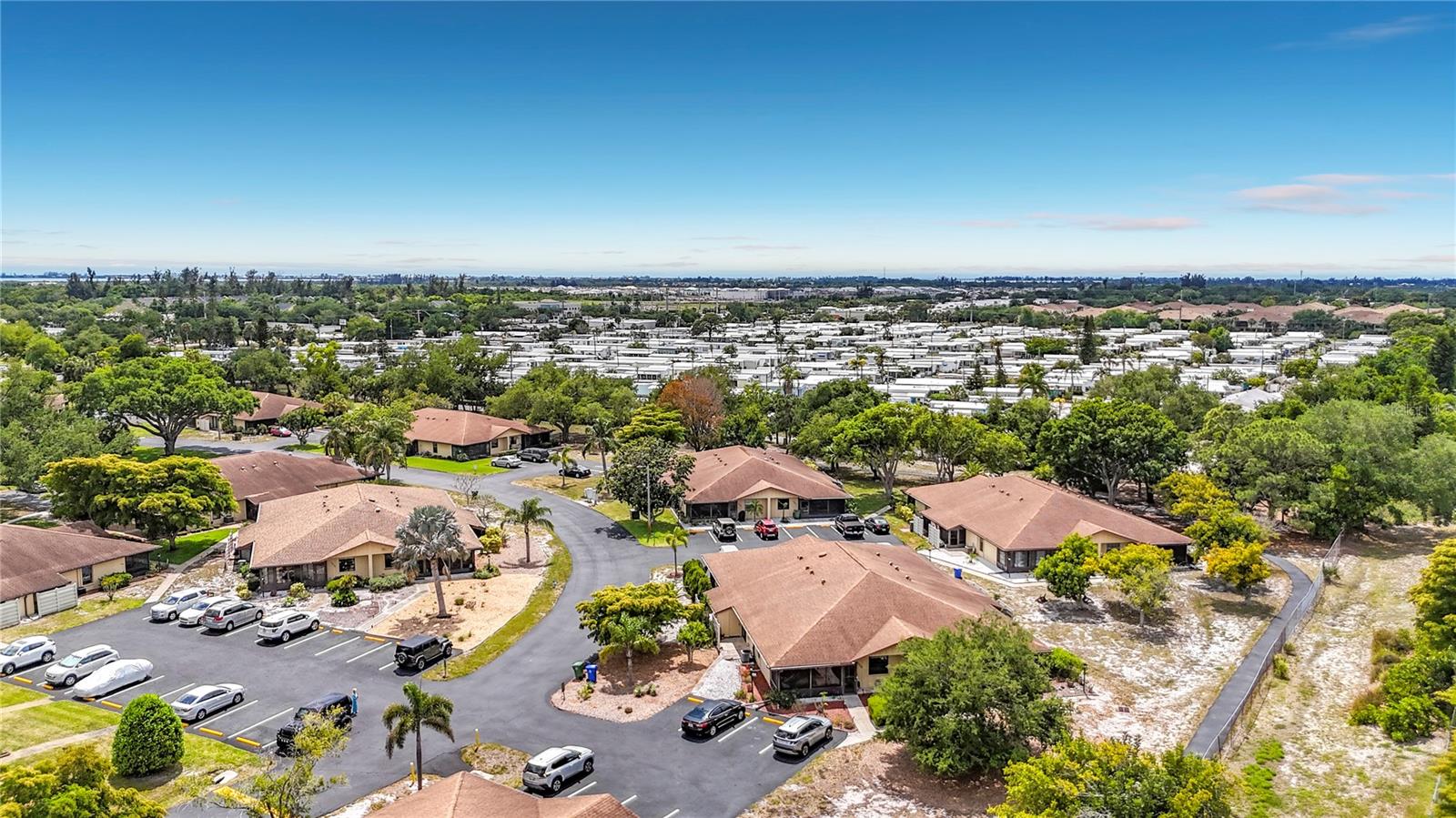 HERITAGE VILLAGE WEST - Residential