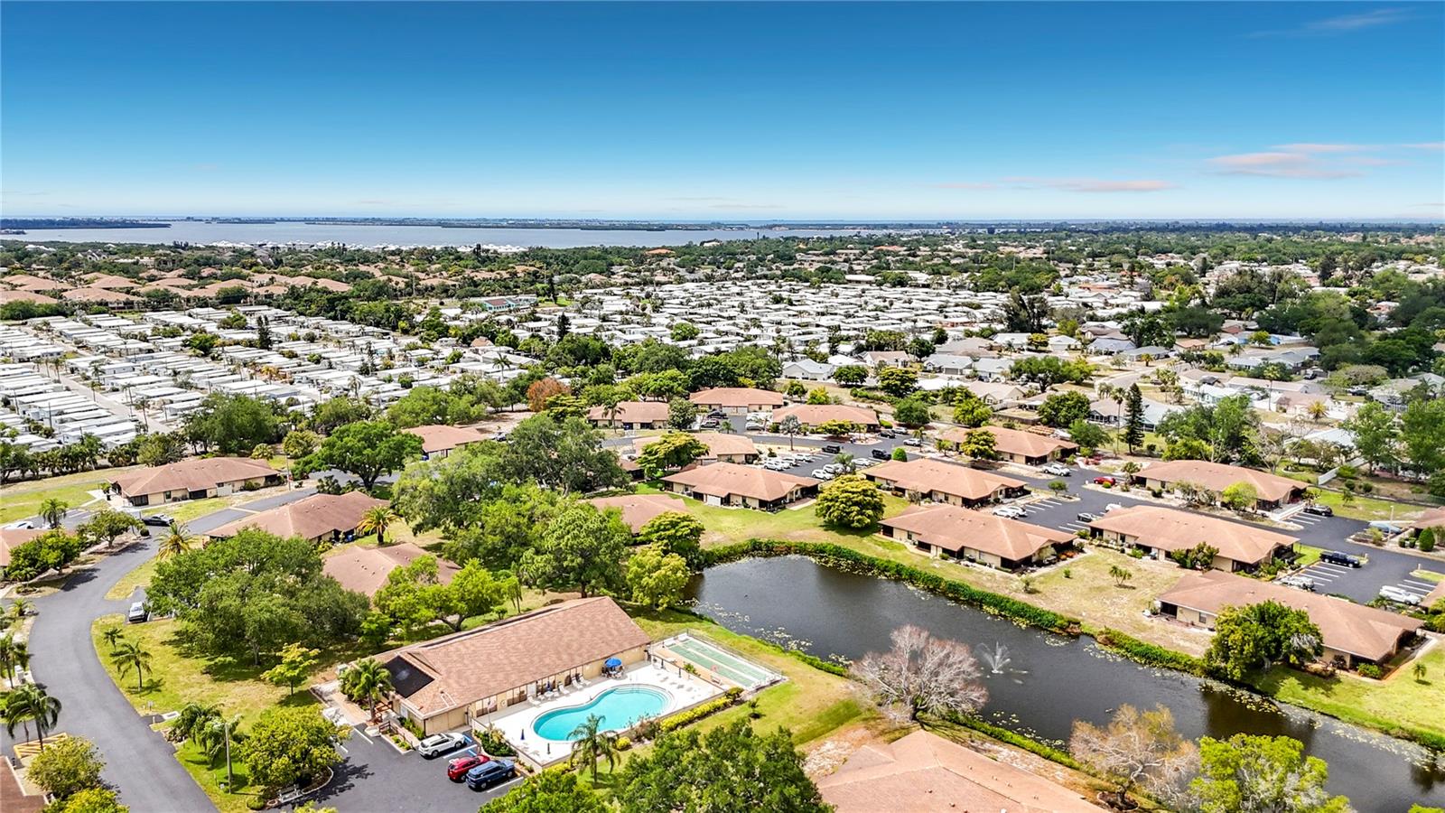 HERITAGE VILLAGE WEST - Residential