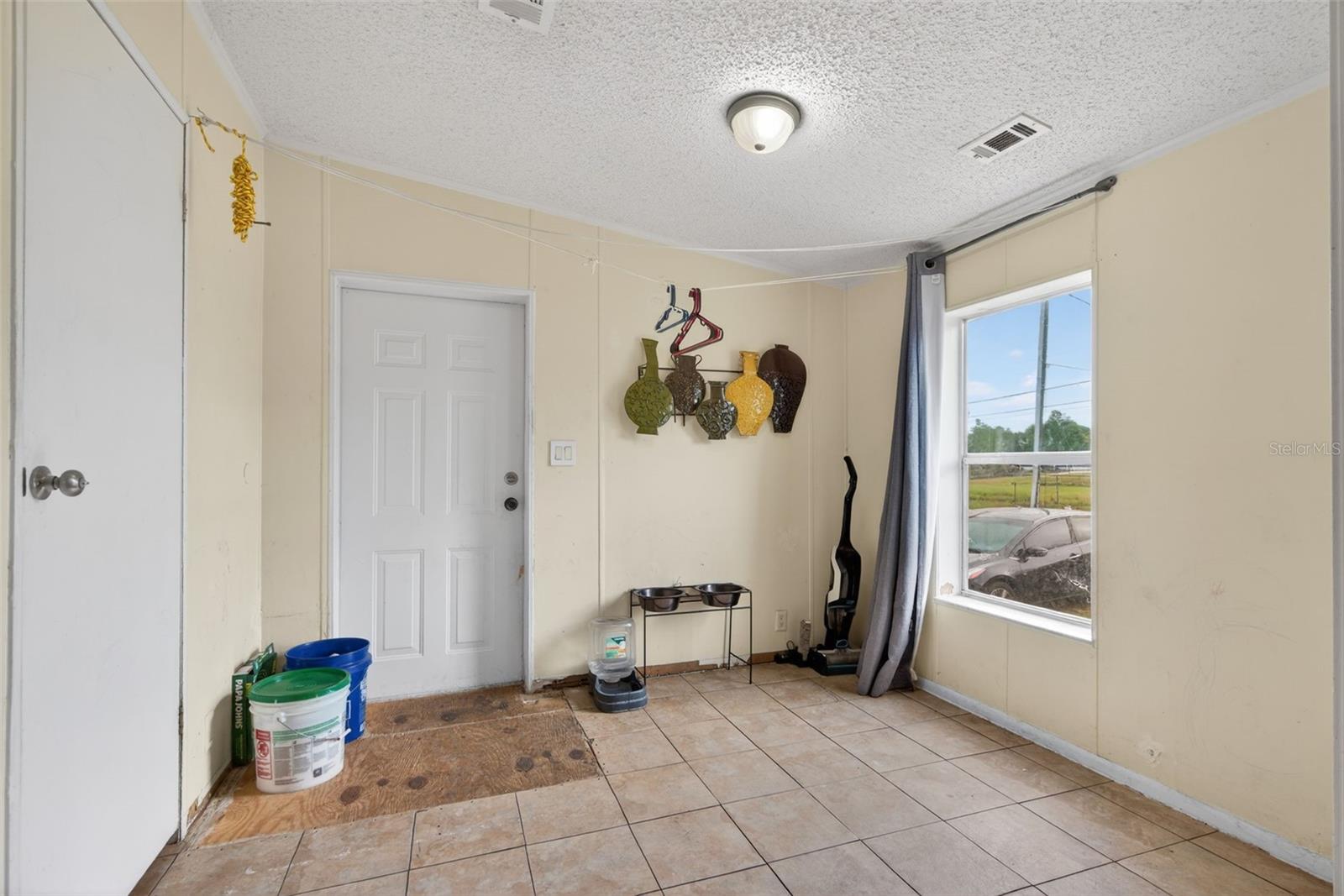 BELLEVIEW HILLS ESTATE - Residential