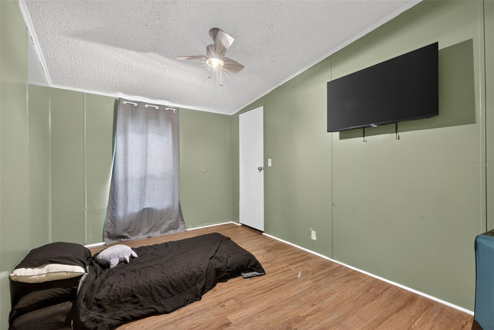 BELLEVIEW HILLS ESTATE - Residential