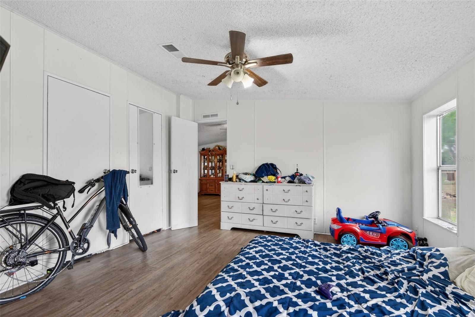 BELLEVIEW HILLS ESTATE - Residential