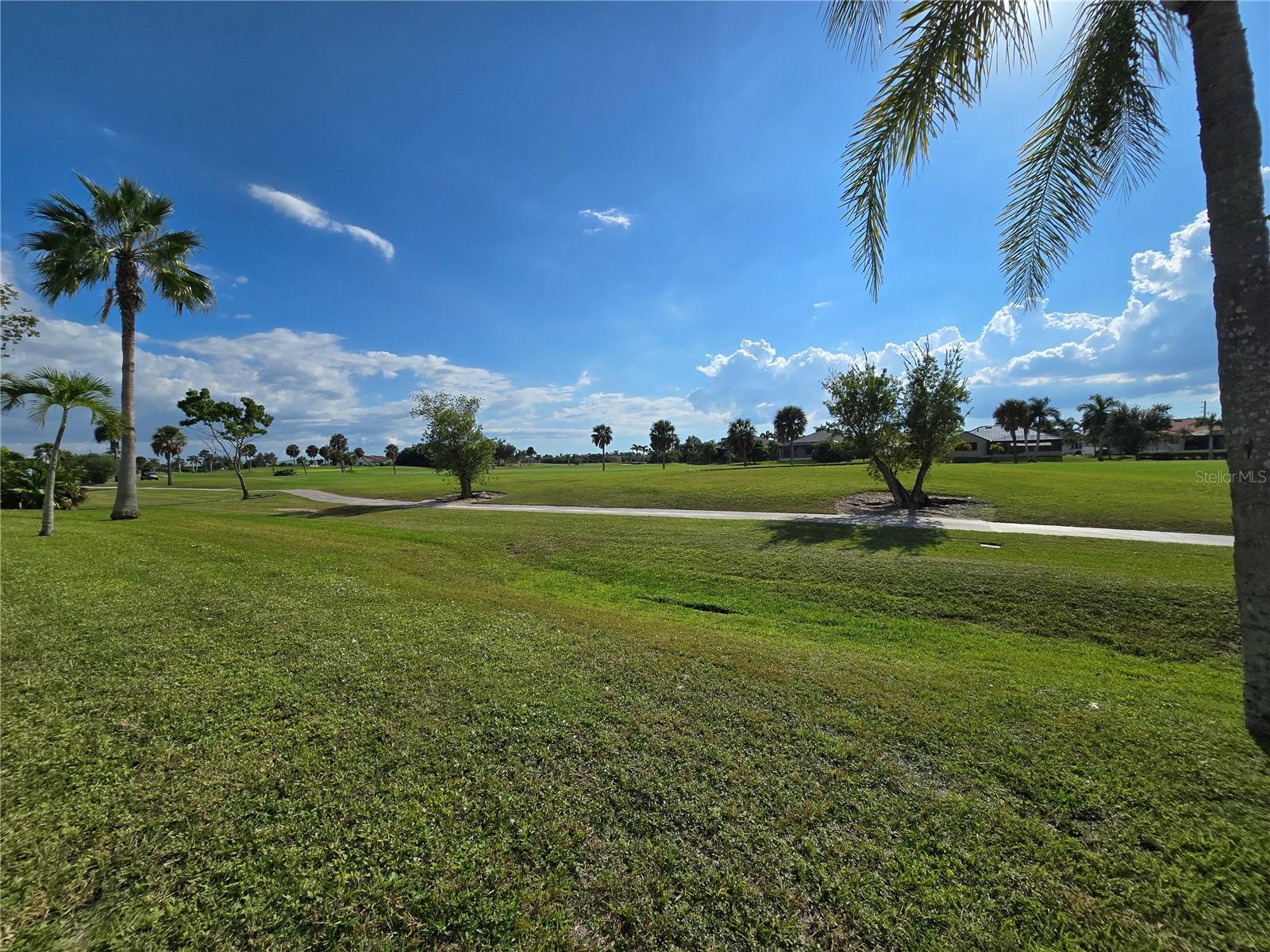BERMUDA VIEW - Residential