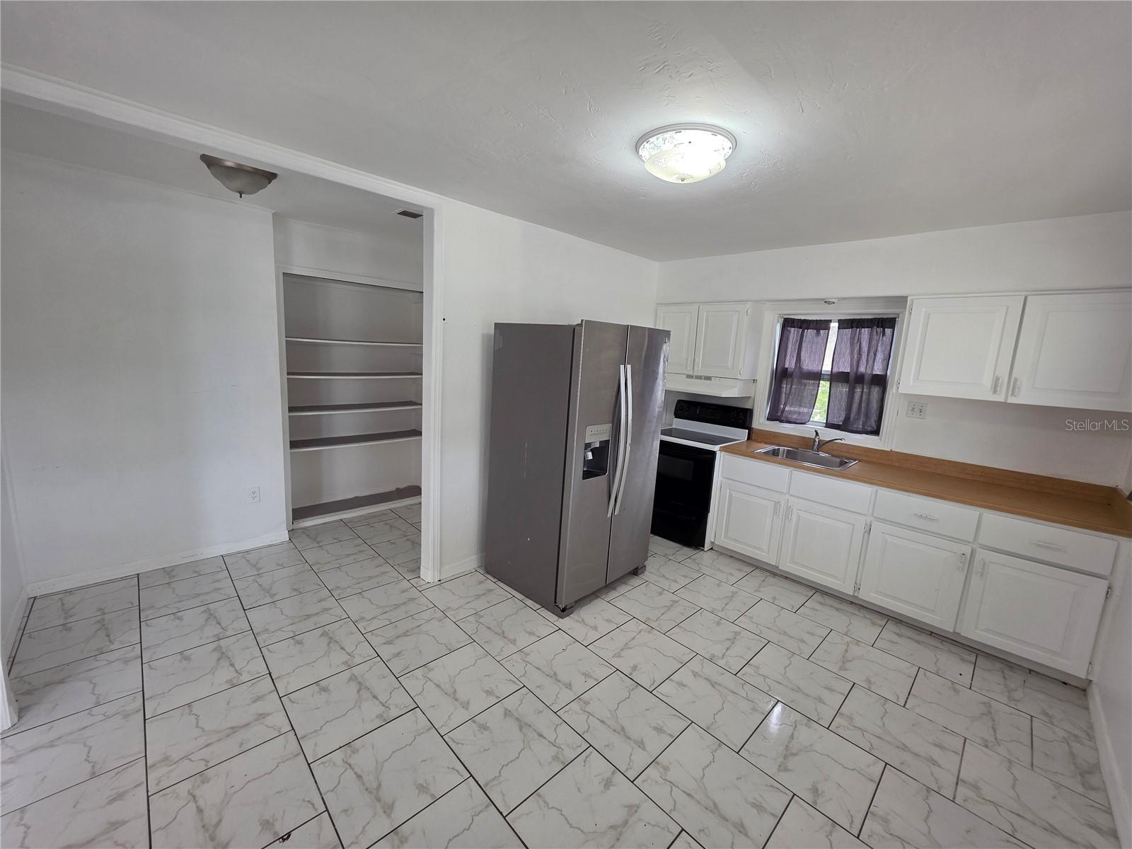 NOBLITTS G E - Residential Lease