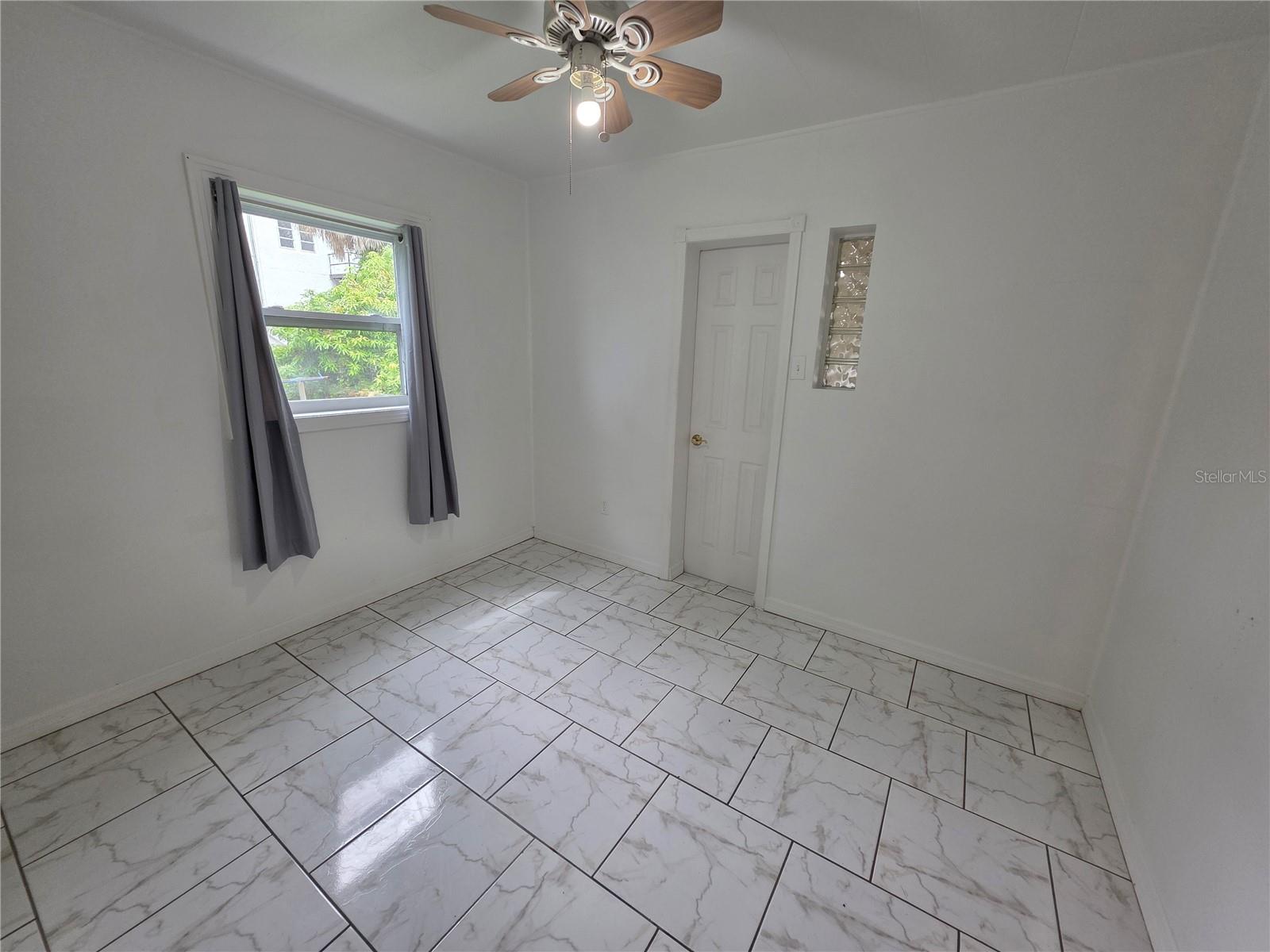 NOBLITTS G E - Residential Lease