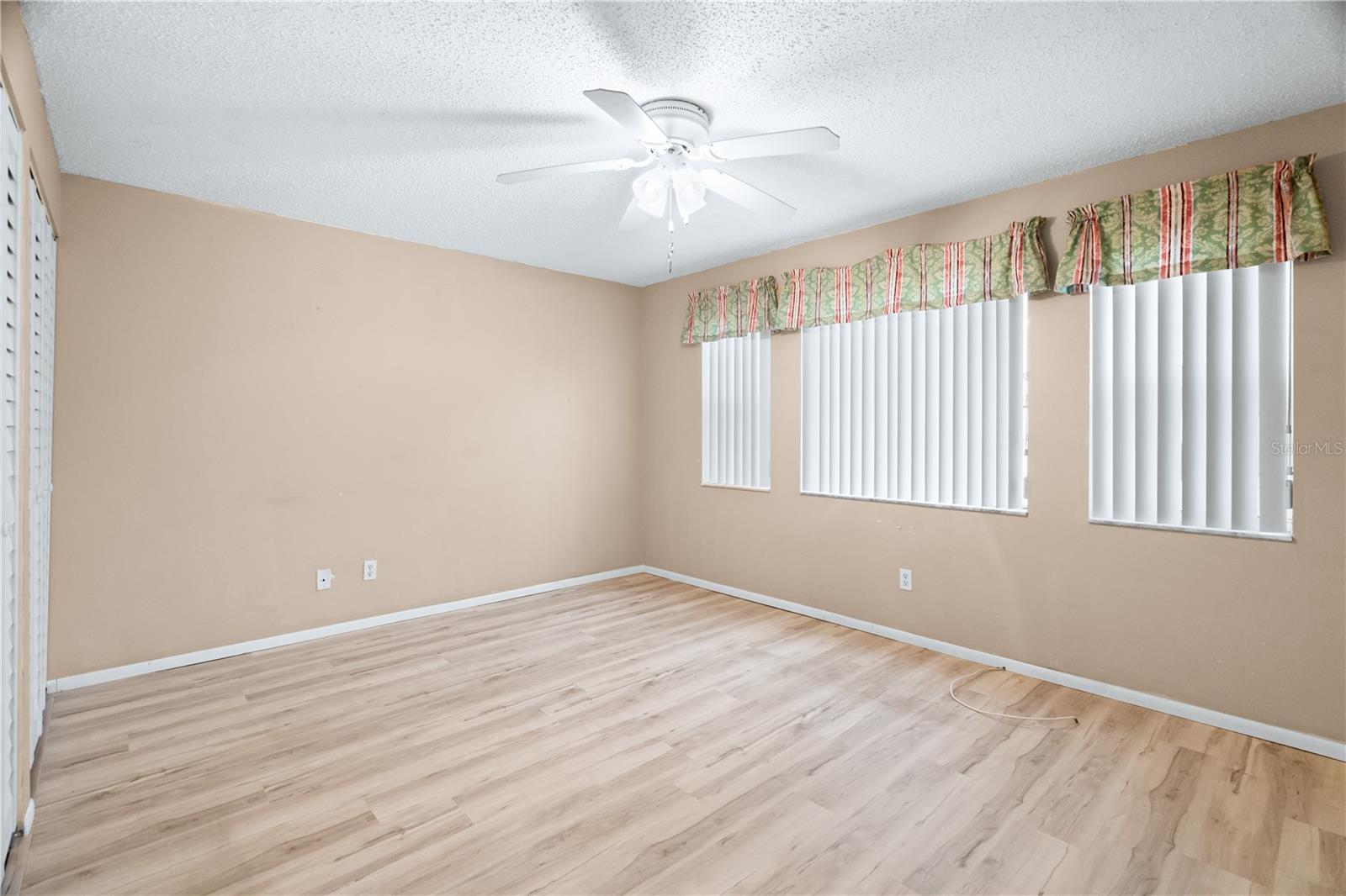 GARDENS THE CONDO - Residential