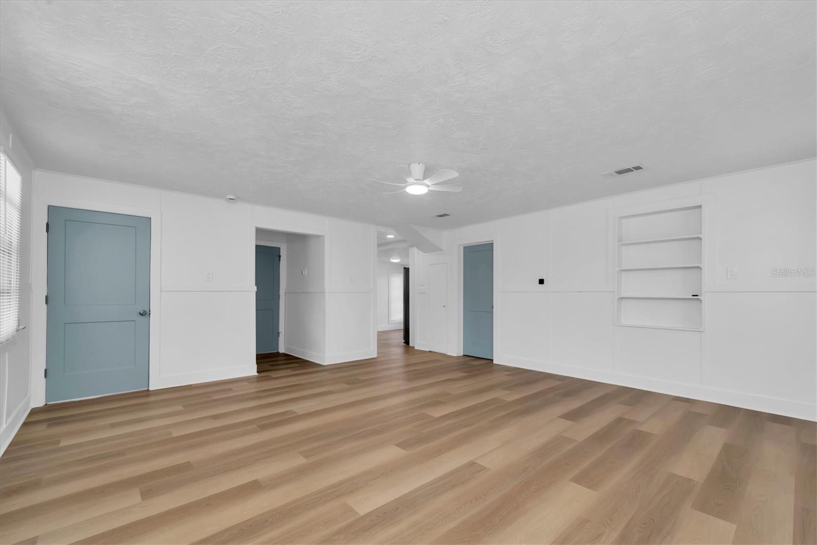 PAGES REP OF MITCHELLS BEACH 2 - Residential