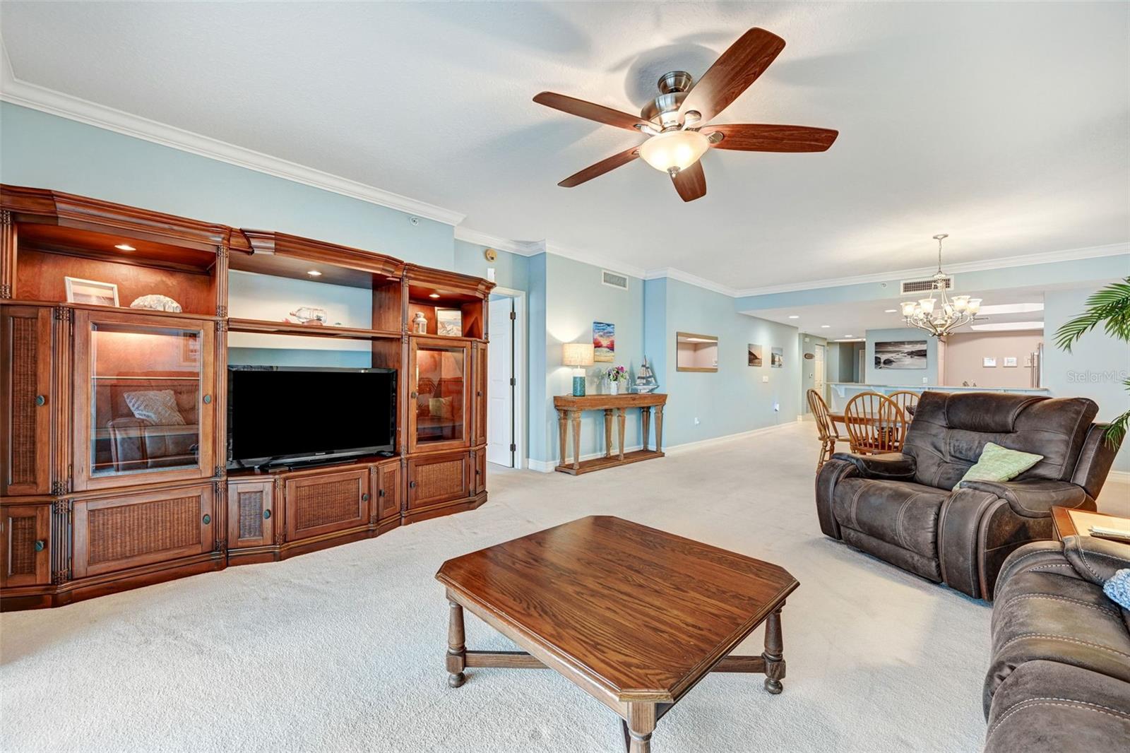 ISLAND POINTE CONDO - Residential