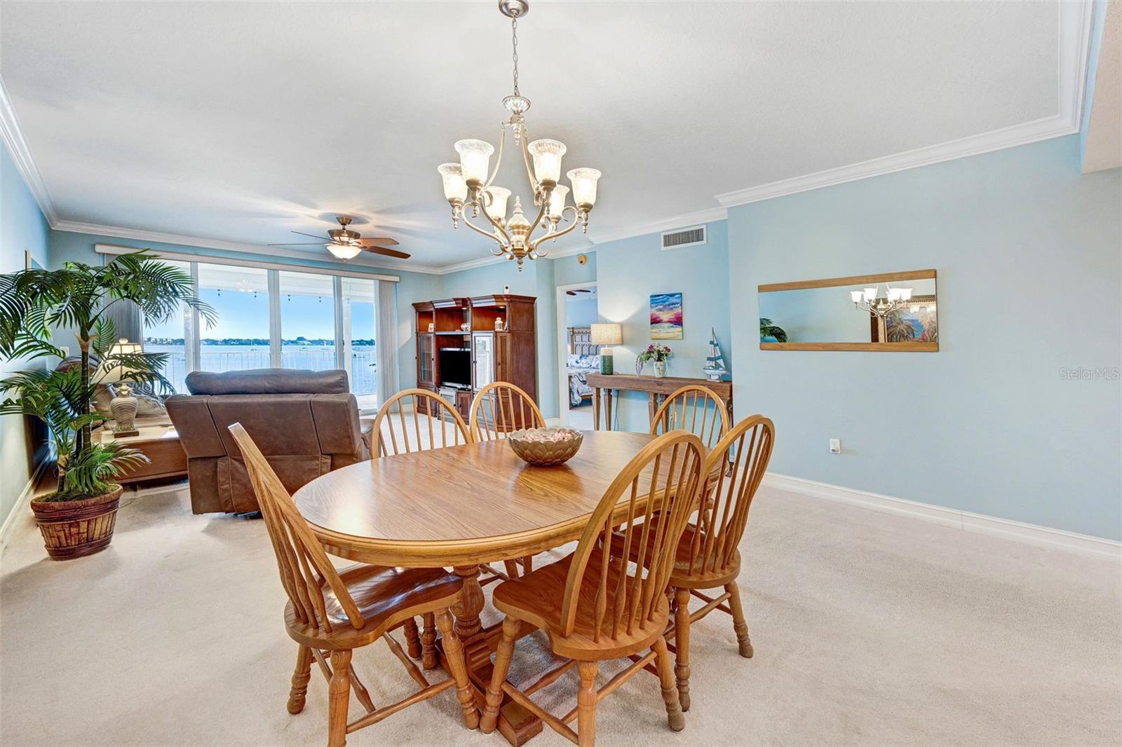 ISLAND POINTE CONDO - Residential