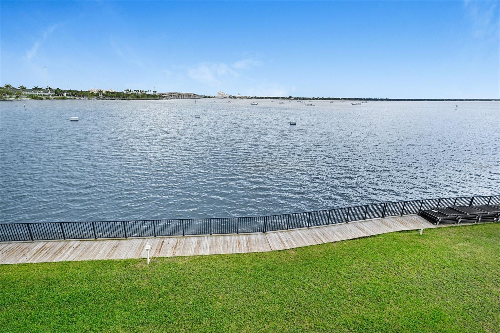 ISLAND POINTE CONDO - Residential