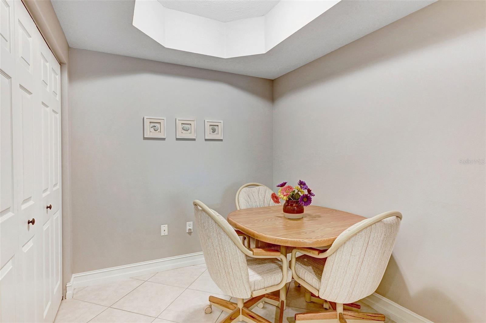 ISLAND POINTE CONDO - Residential